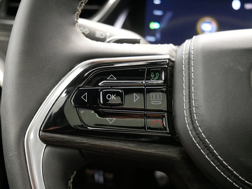 Thumbnail: 2022 Jeep Grand Cherokee - 26