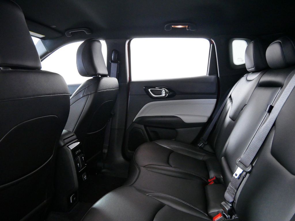 Thumbnail: 2025 Jeep Compass - 29