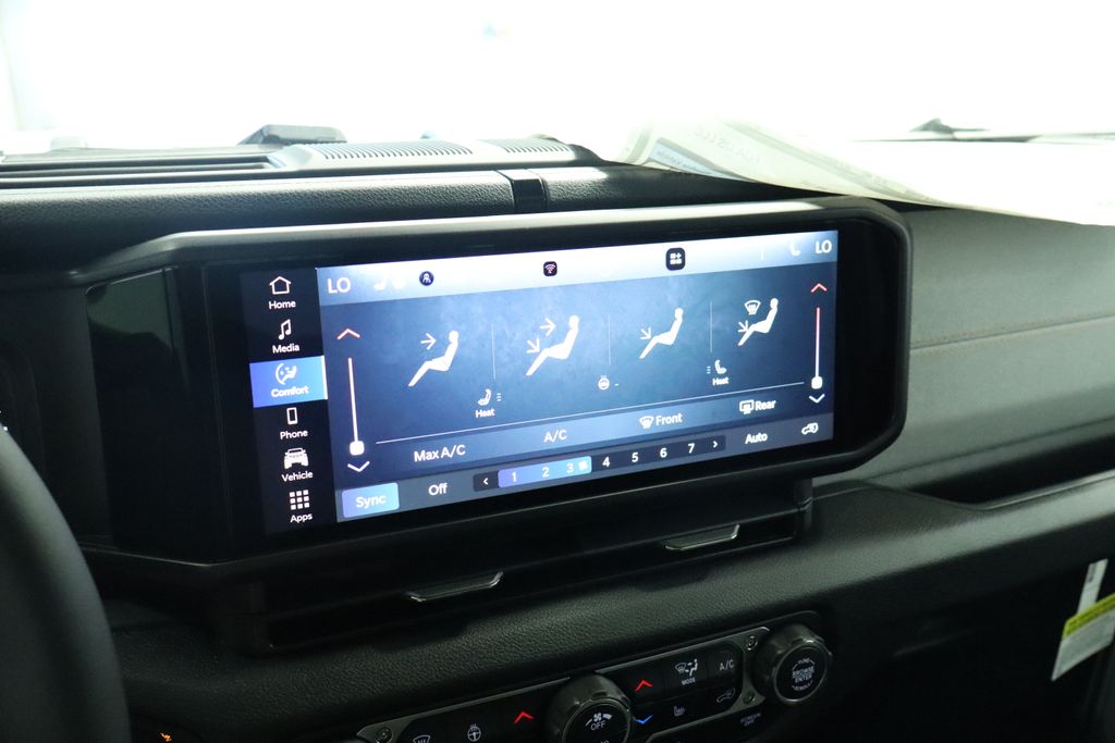 Thumbnail: 2026 Jeep Wrangler - 42