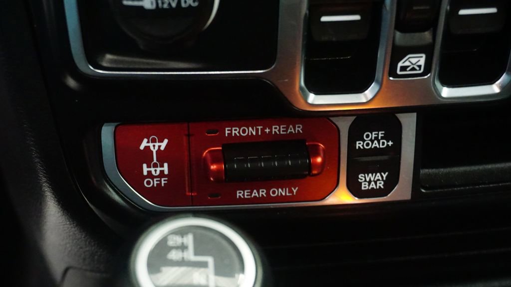 Thumbnail: 2021 Jeep Wrangler - 30