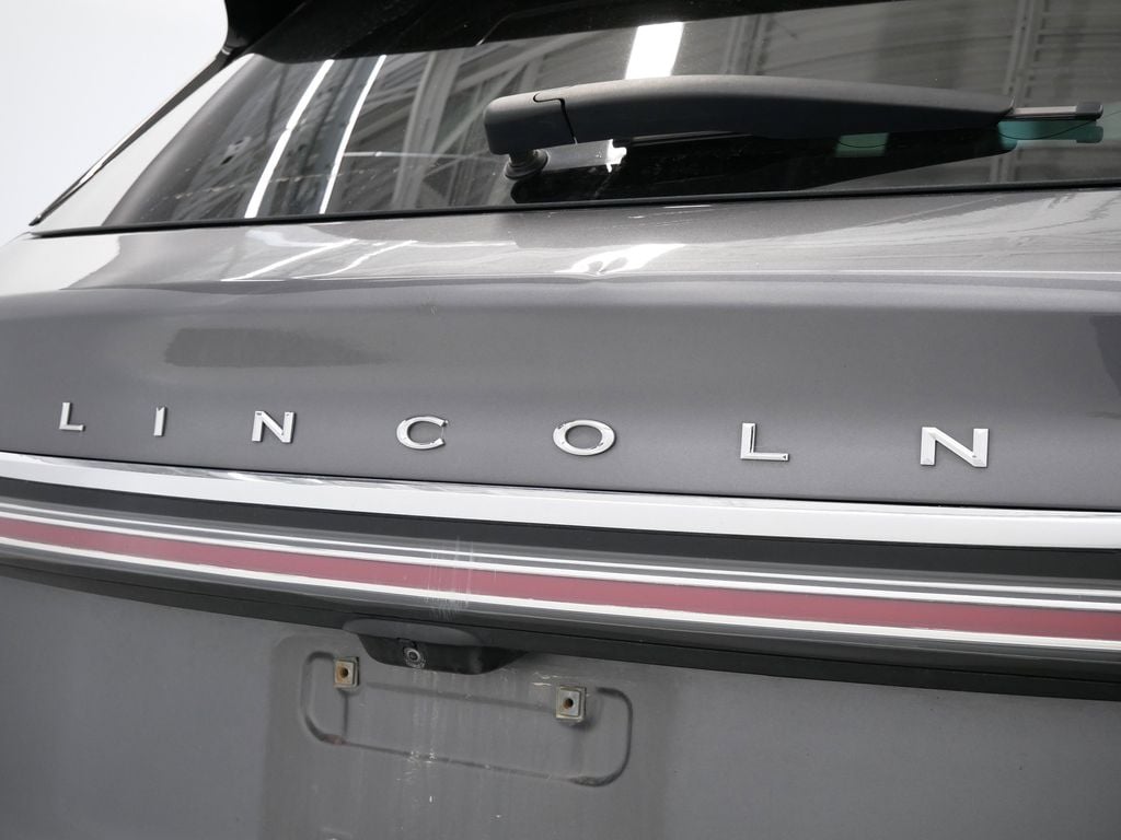 Thumbnail: 2021 Lincoln Nautilus - 19