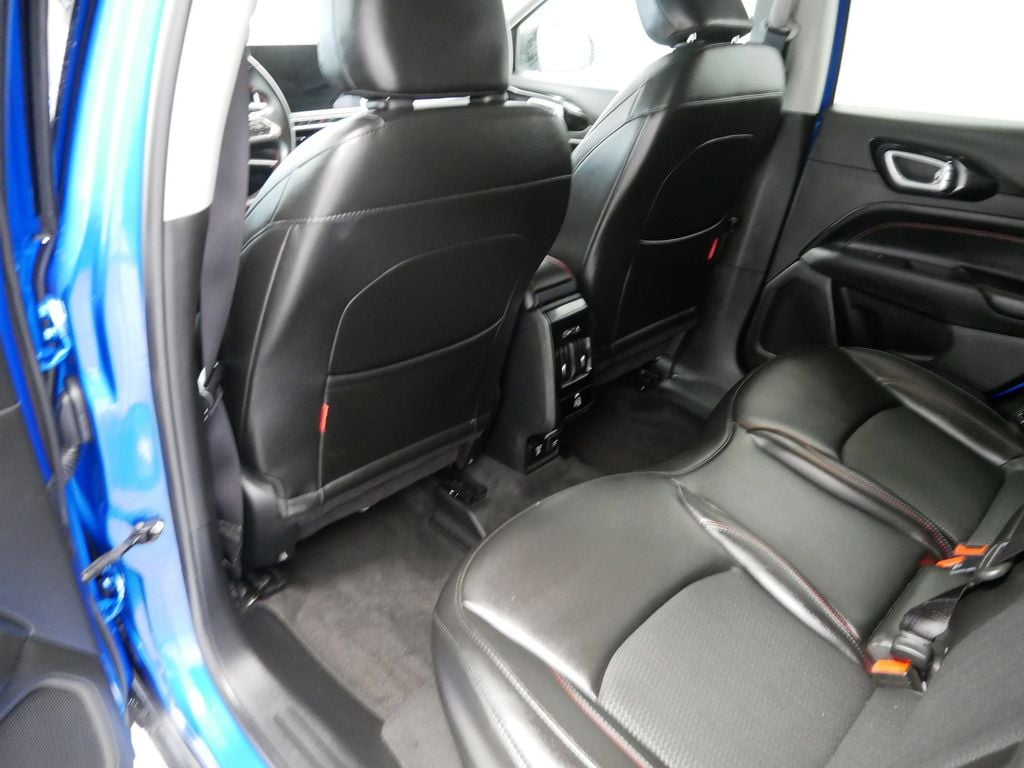 Thumbnail: 2022 Jeep Compass - 4