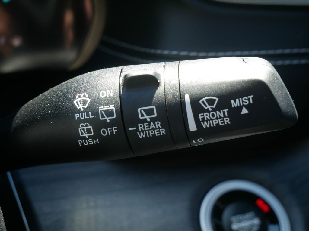 Thumbnail: 2025 Jeep Grand Cherokee - 31