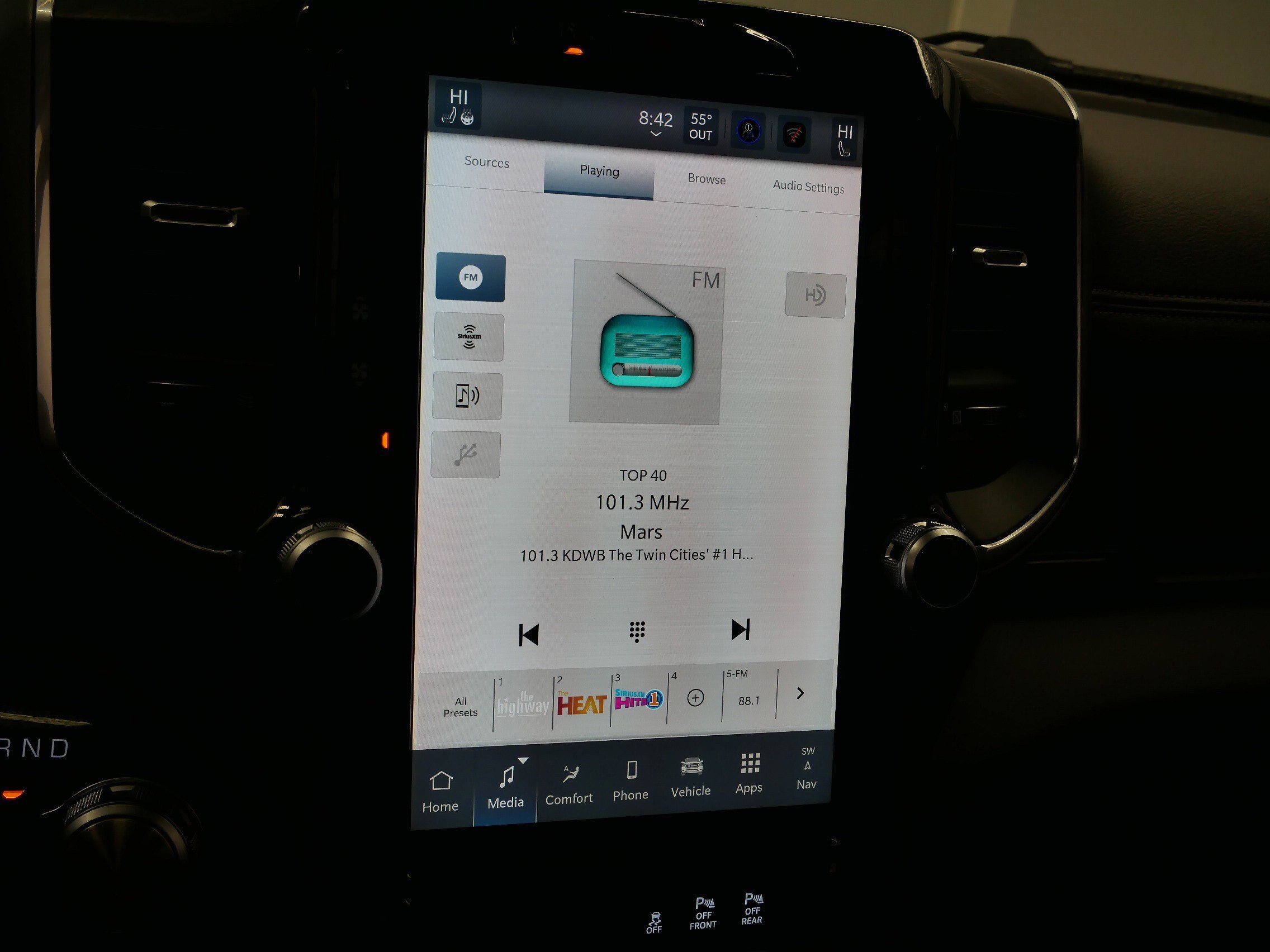 Thumbnail: 2026 RAM 1500 - 36