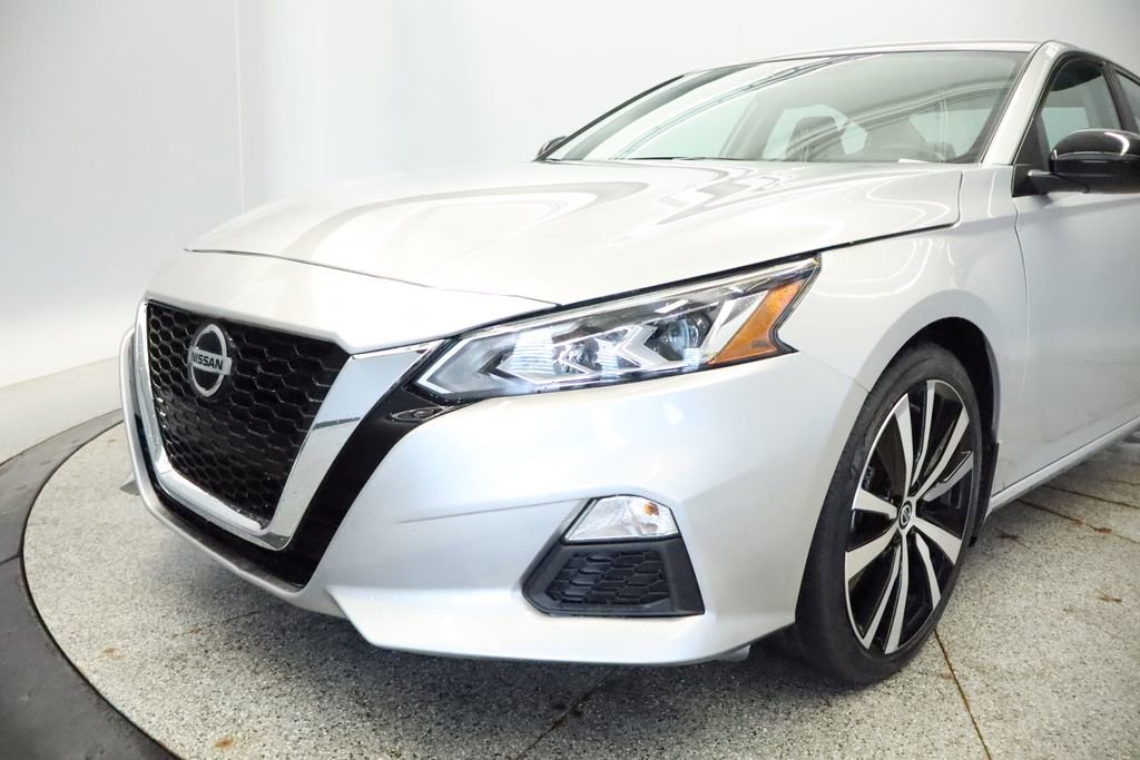 Thumbnail: 2022 Nissan Altima - 13