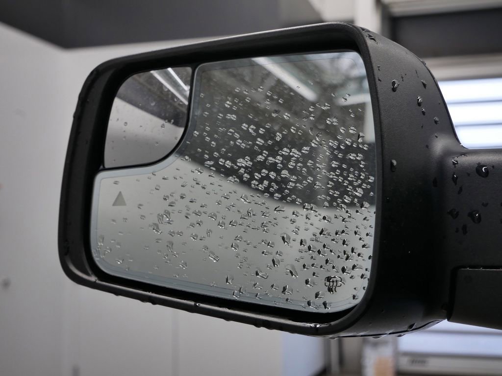 Thumbnail: 2026 RAM 1500 - 3