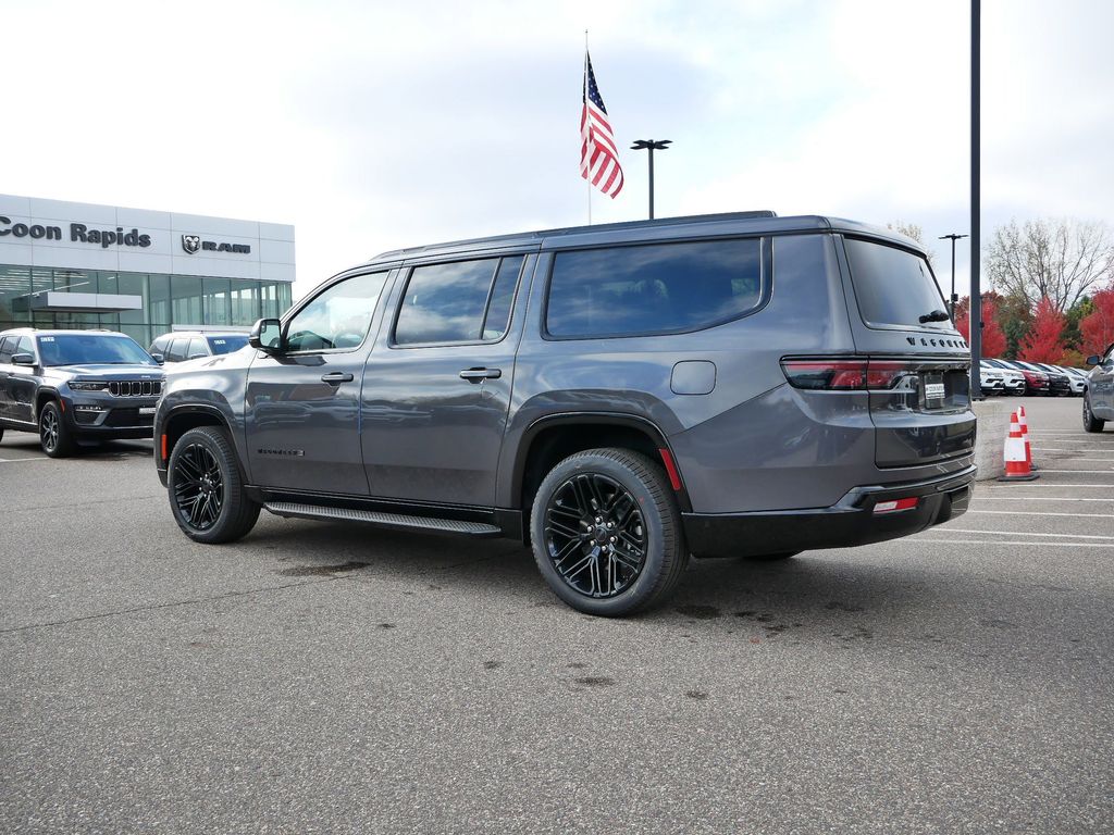 Thumbnail: 2025 Jeep Wagoneer - 44