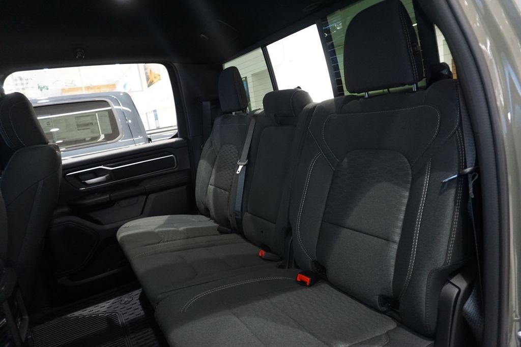 Thumbnail: 2026 RAM 1500 - 28