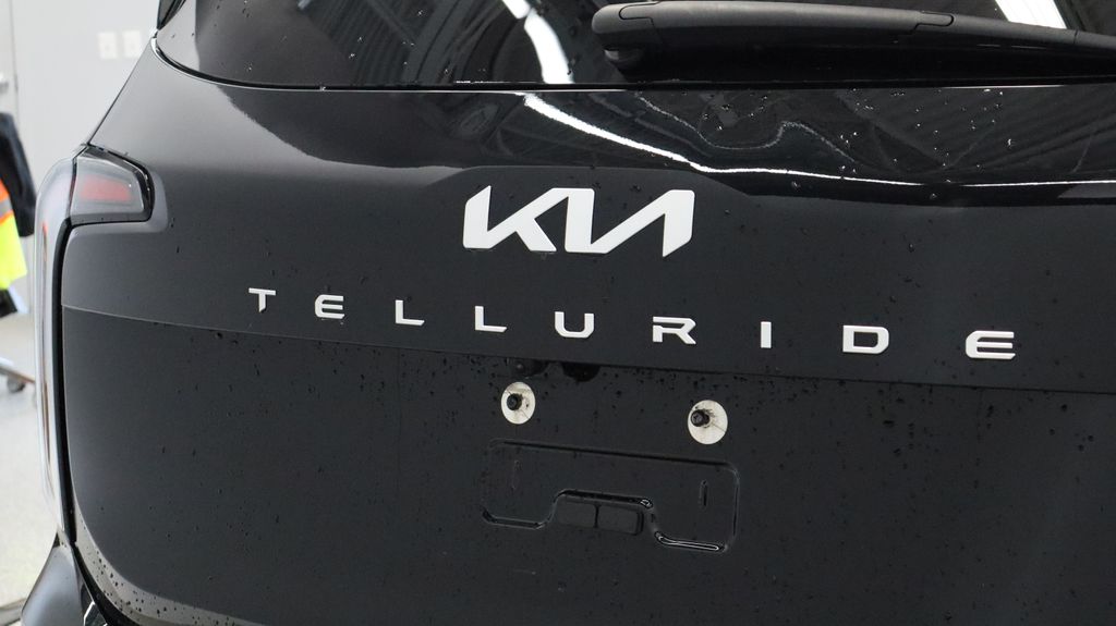 Thumbnail: 2023 Kia Telluride - 14