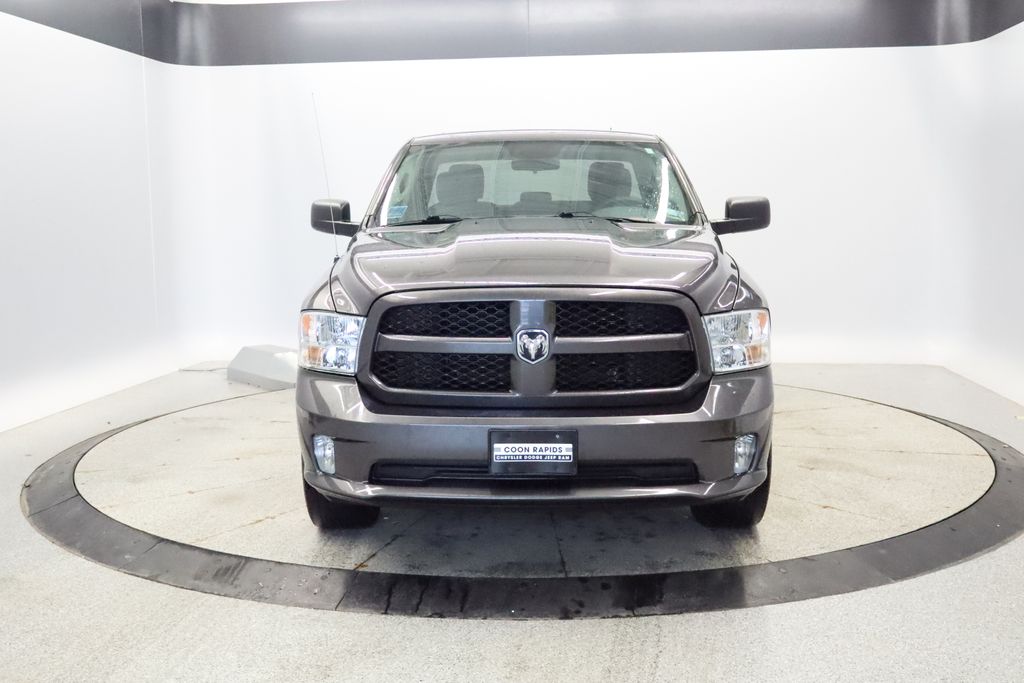 Thumbnail: 2019 RAM 1500 Classic - 11