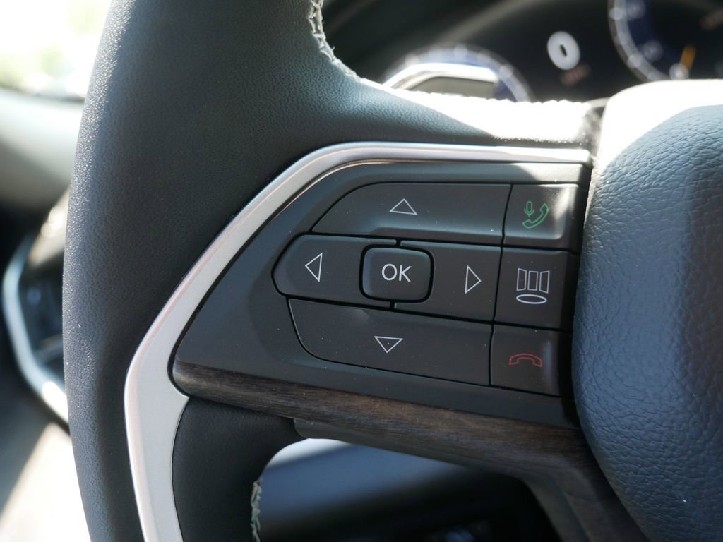 Thumbnail: 2025 Jeep Grand Cherokee L - 35