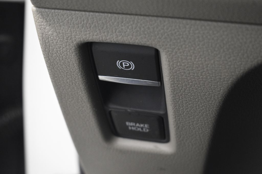 Thumbnail: 2019 Honda Odyssey - 34