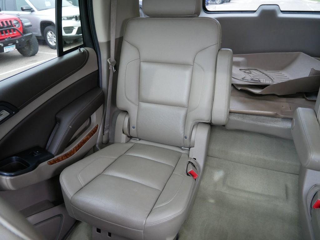 Thumbnail: 2016 Chevrolet Tahoe - 20