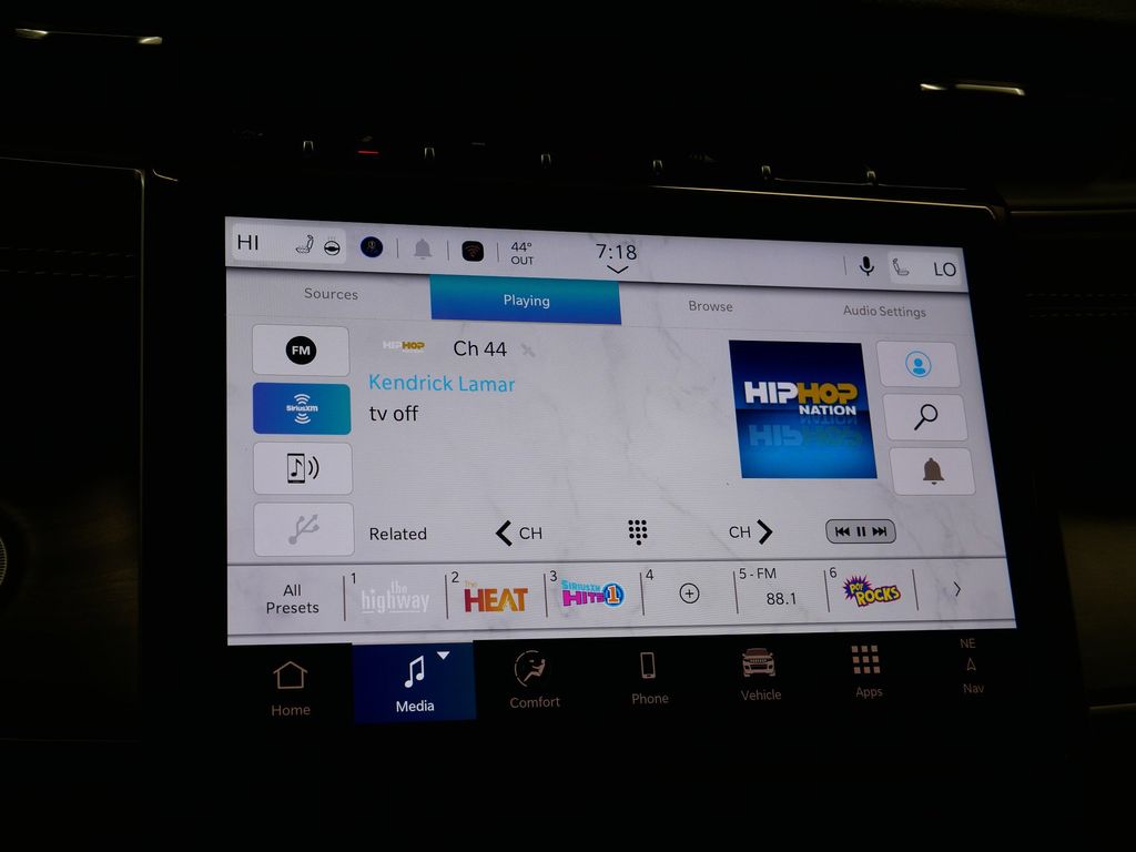 Thumbnail: 2025 Jeep Grand Cherokee - 34