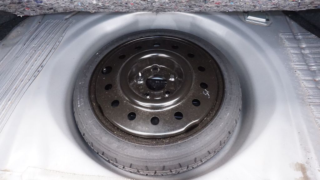 Thumbnail: 2013 Chevrolet Impala - 23