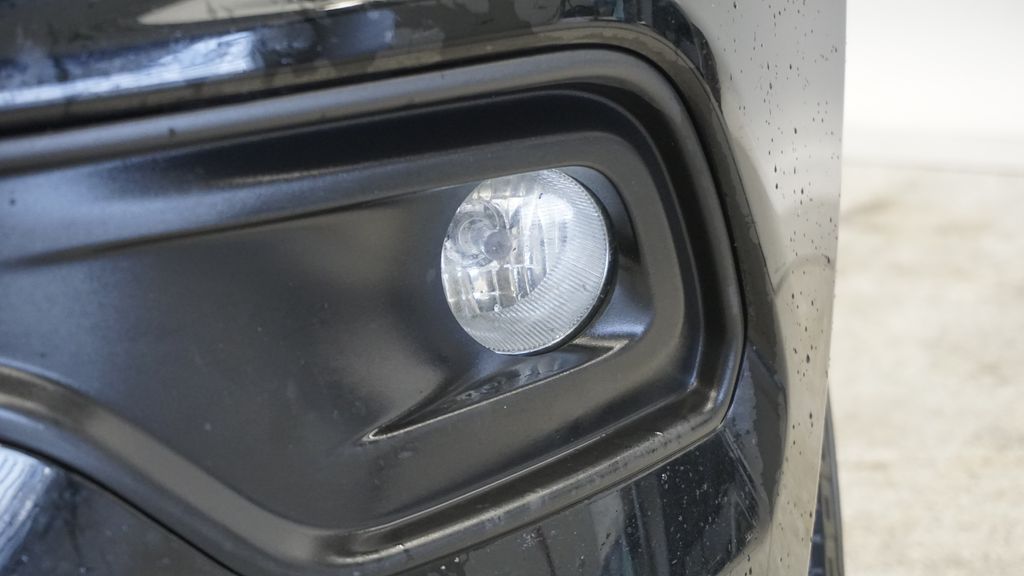 Thumbnail: 2022 Jeep Compass - 14