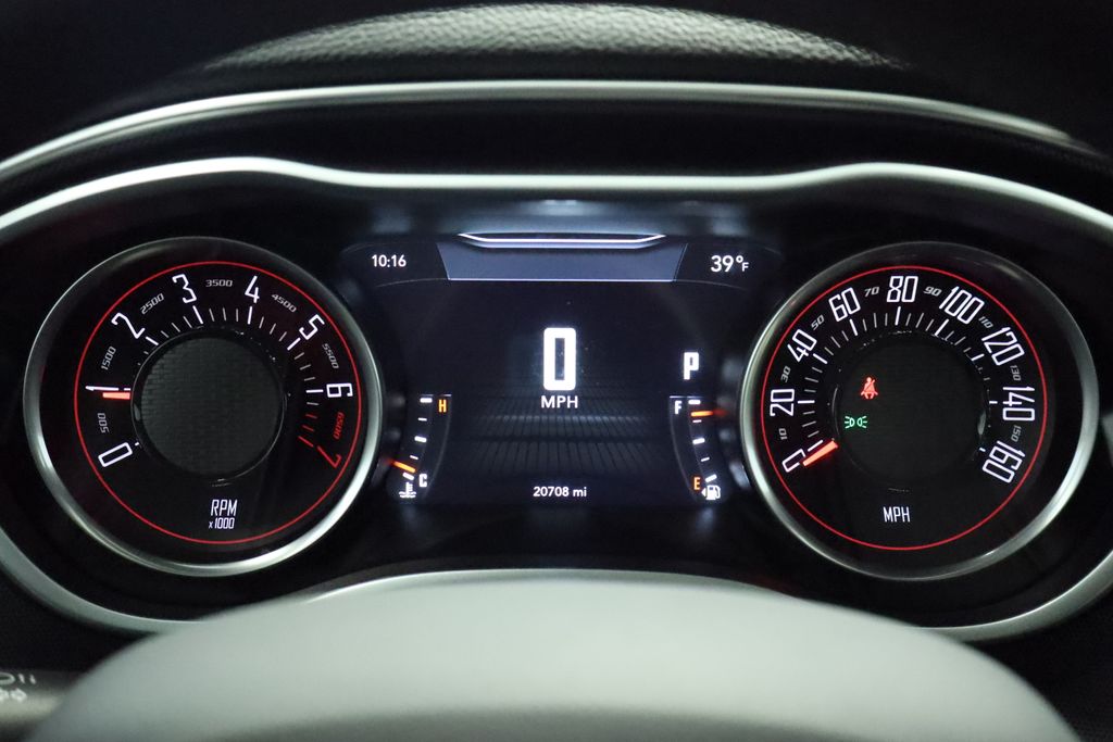 Thumbnail: 2016 Dodge Challenger - 29