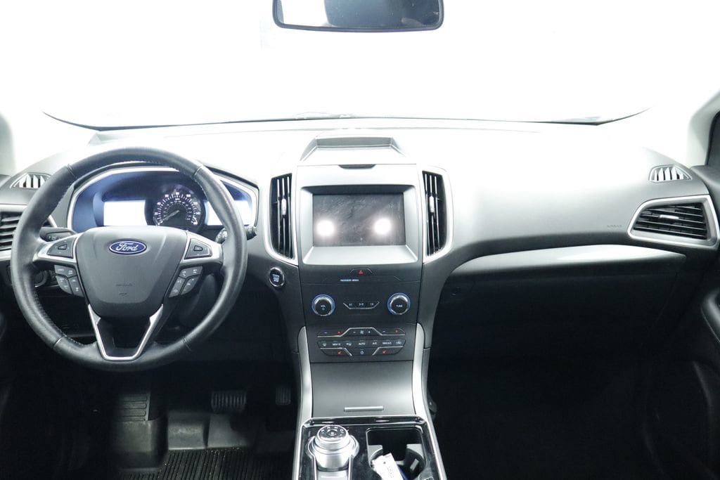 Thumbnail: 2020 Ford Edge - 23