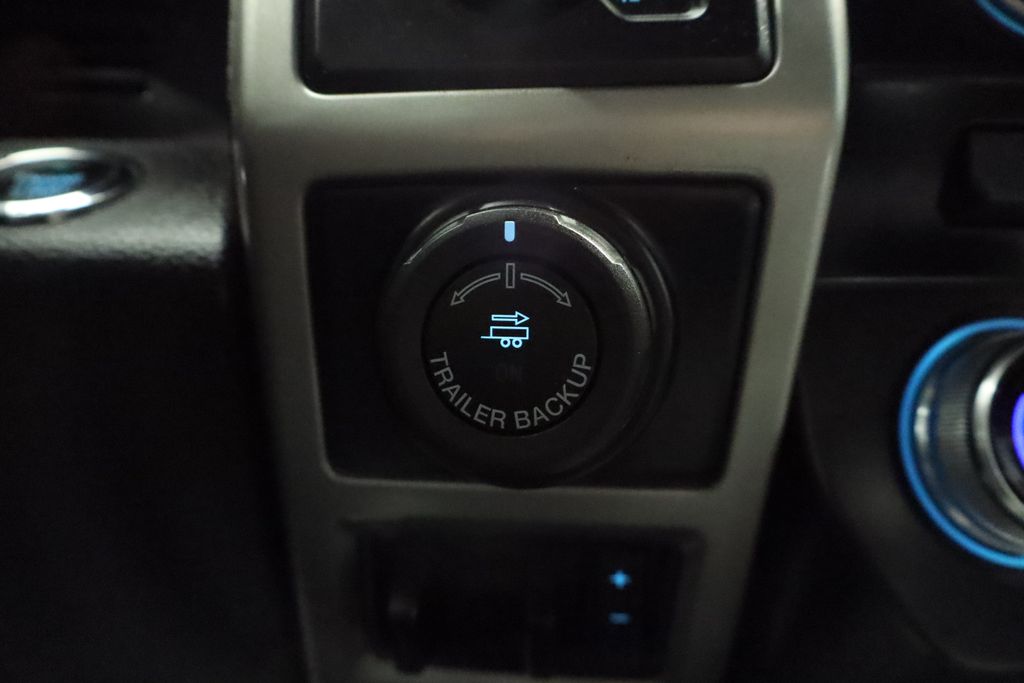 Thumbnail: 2016 Ford F-150 - 38