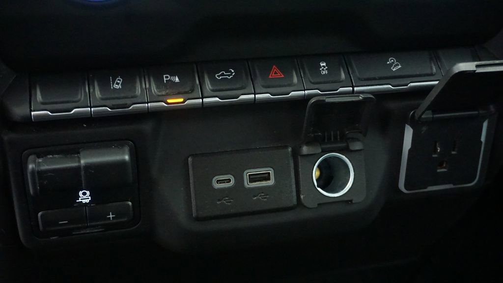 Thumbnail: 2024 GMC Sierra 3500 - 30