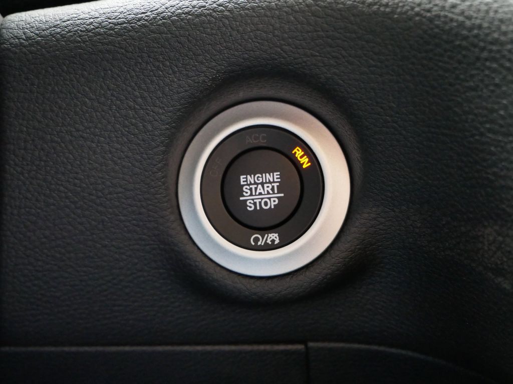 Thumbnail: 2026 Chrysler Pacifica - 40