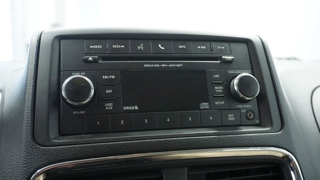 Thumbnail: 2013 Dodge Grand Caravan - 38