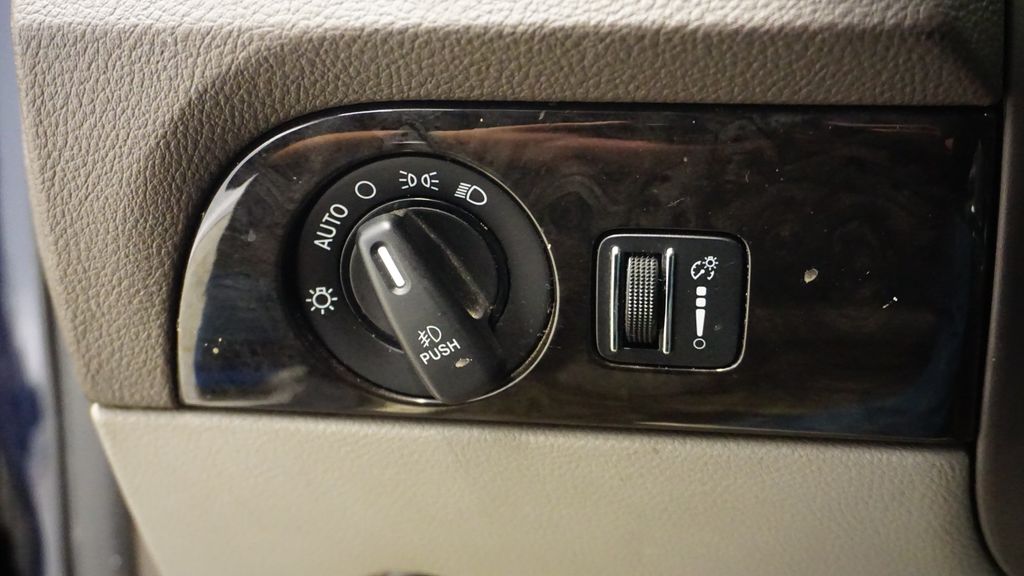 Thumbnail: 2013 Dodge Durango - 22