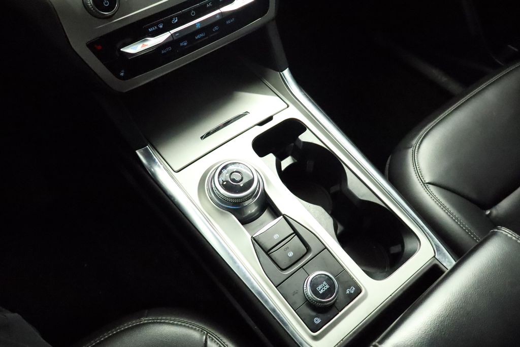 Thumbnail: 2023 Ford Explorer - 40