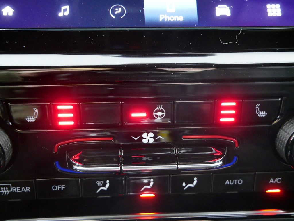 Thumbnail: 2024 Jeep Grand Cherokee - 47