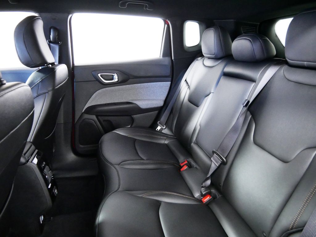 Thumbnail: 2024 Jeep Compass - 31