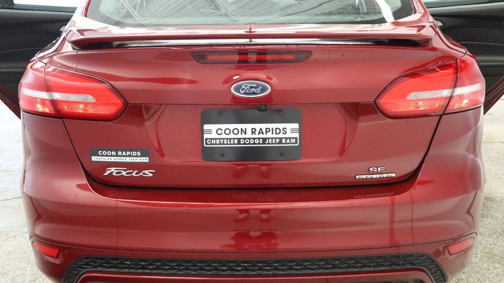 Thumbnail: 2015 Ford Focus - 15