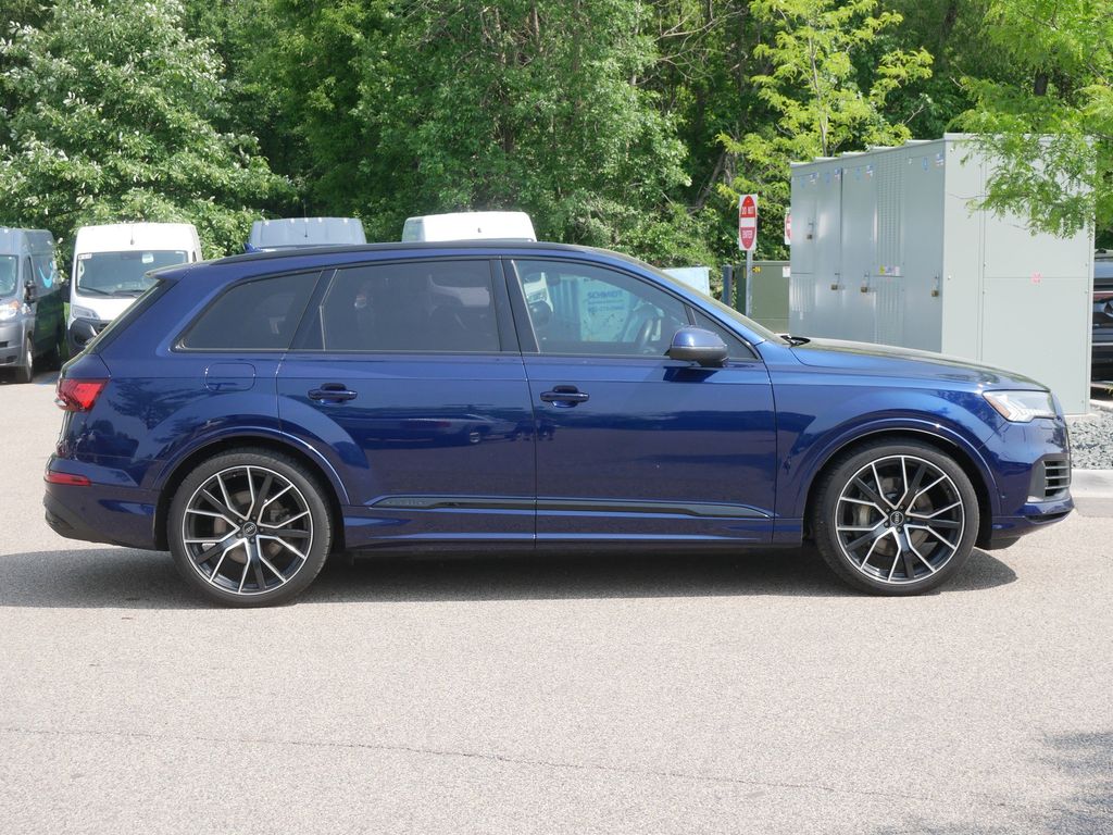 2021 Audi Q7 Prestige 7