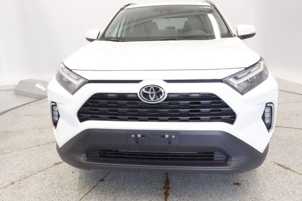 Thumbnail: 2025 Toyota RAV4 - 12