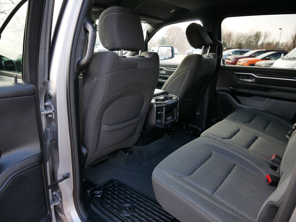 Thumbnail: 2024 RAM 1500 - 8