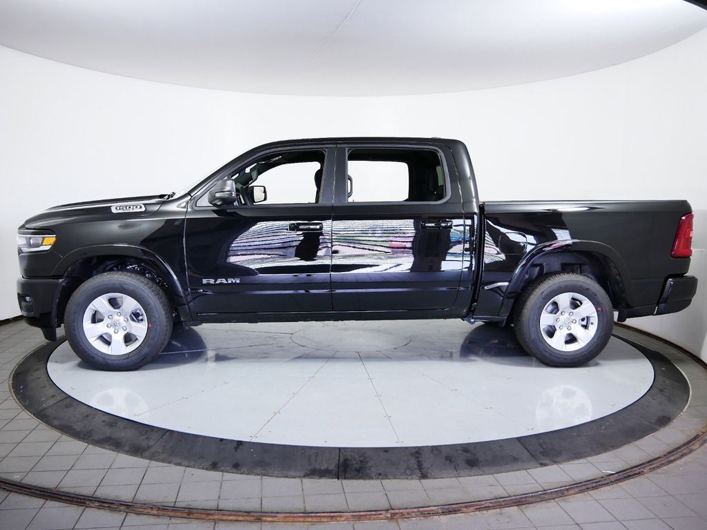 Thumbnail: 2025 RAM 1500 - 18