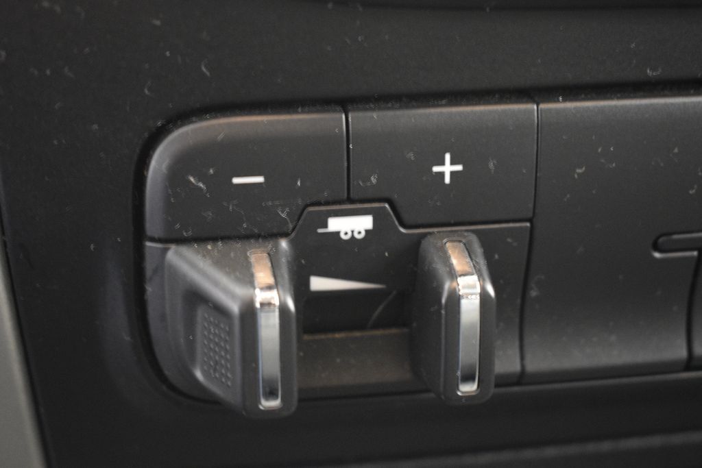 Thumbnail: 2019 RAM 1500 Classic - 41