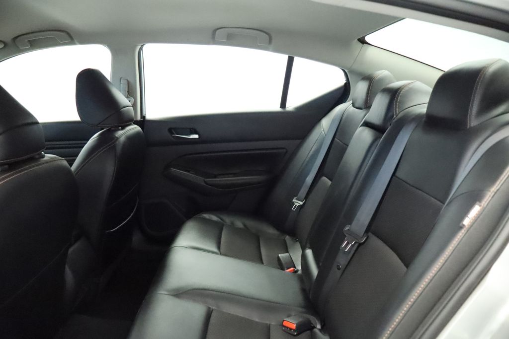 Thumbnail: 2022 Nissan Altima - 22