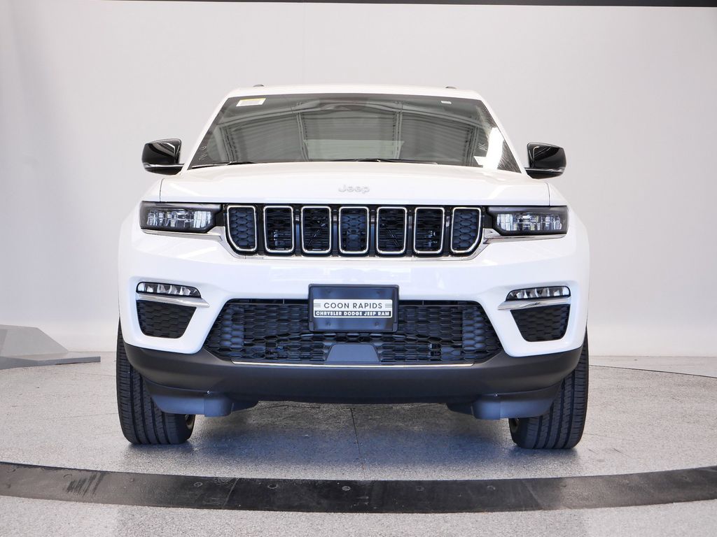 Thumbnail: 2025 Jeep Grand Cherokee - 12