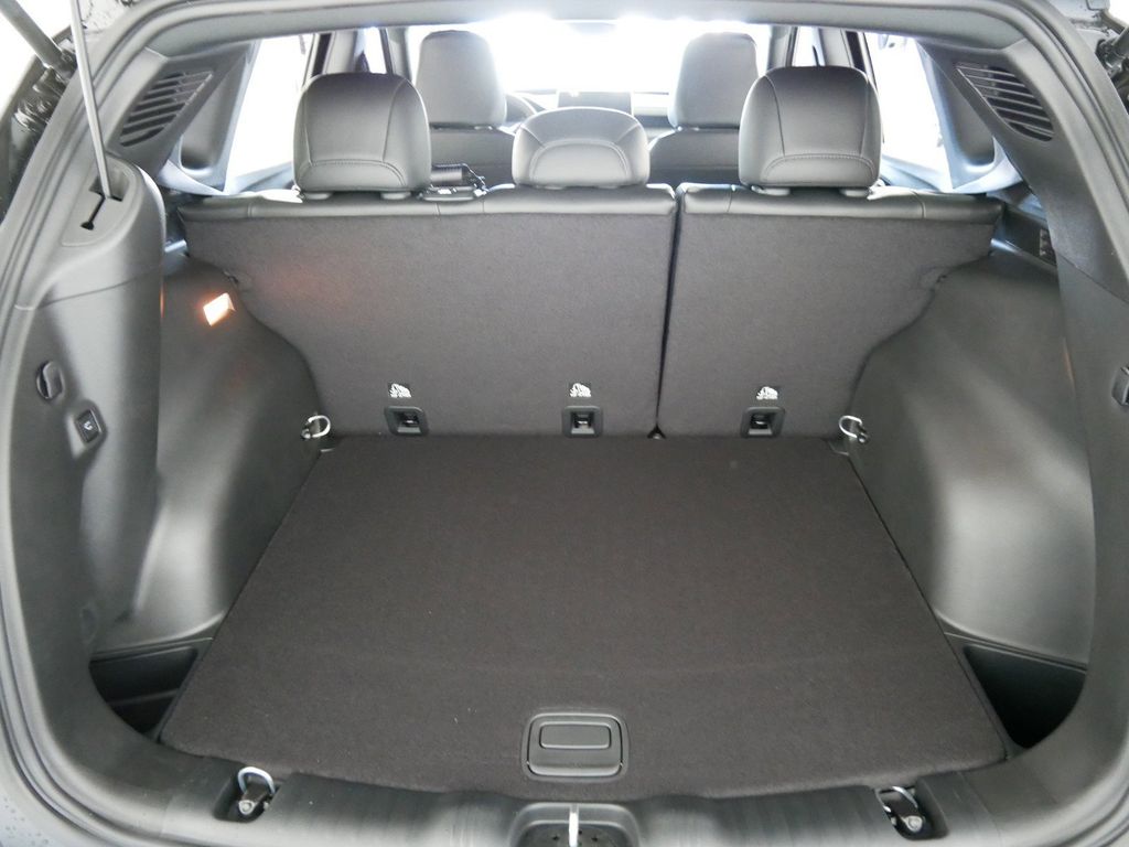 Thumbnail: 2024 Jeep Compass - 25