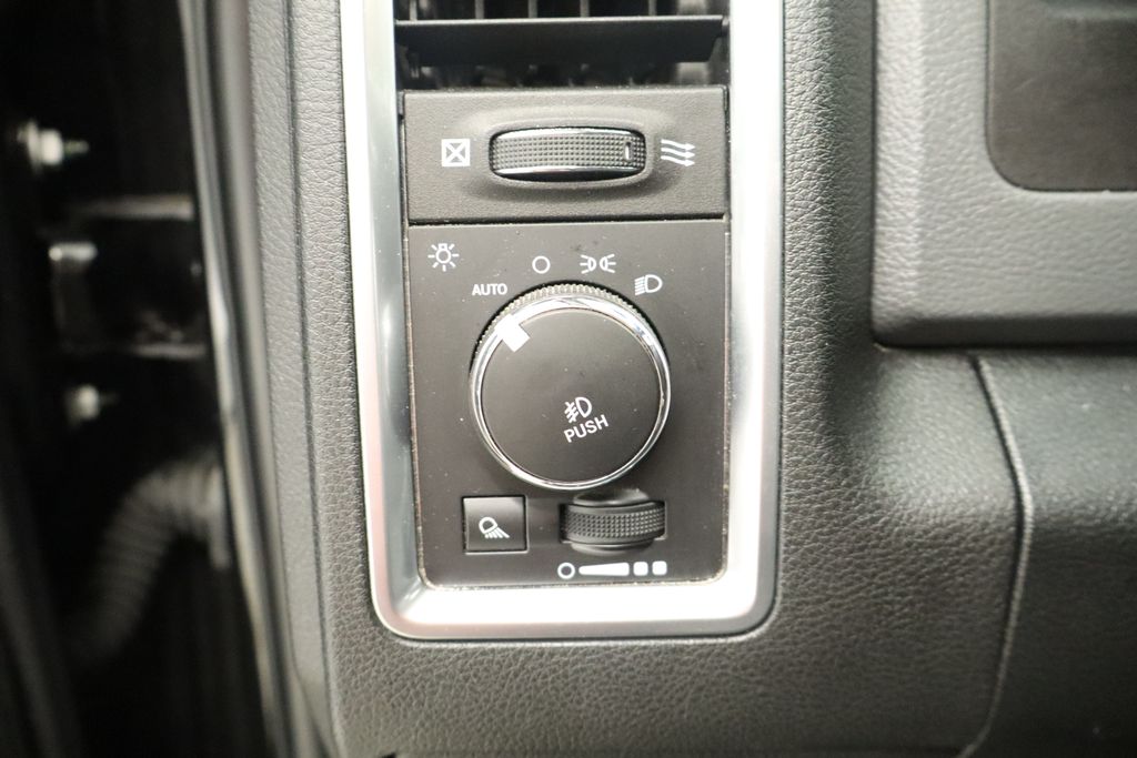 Thumbnail: 2018 RAM 1500 - 37