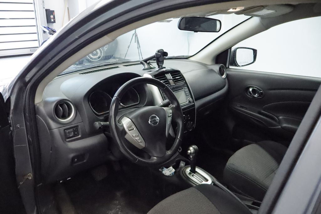Thumbnail: 2018 Nissan Versa - 15