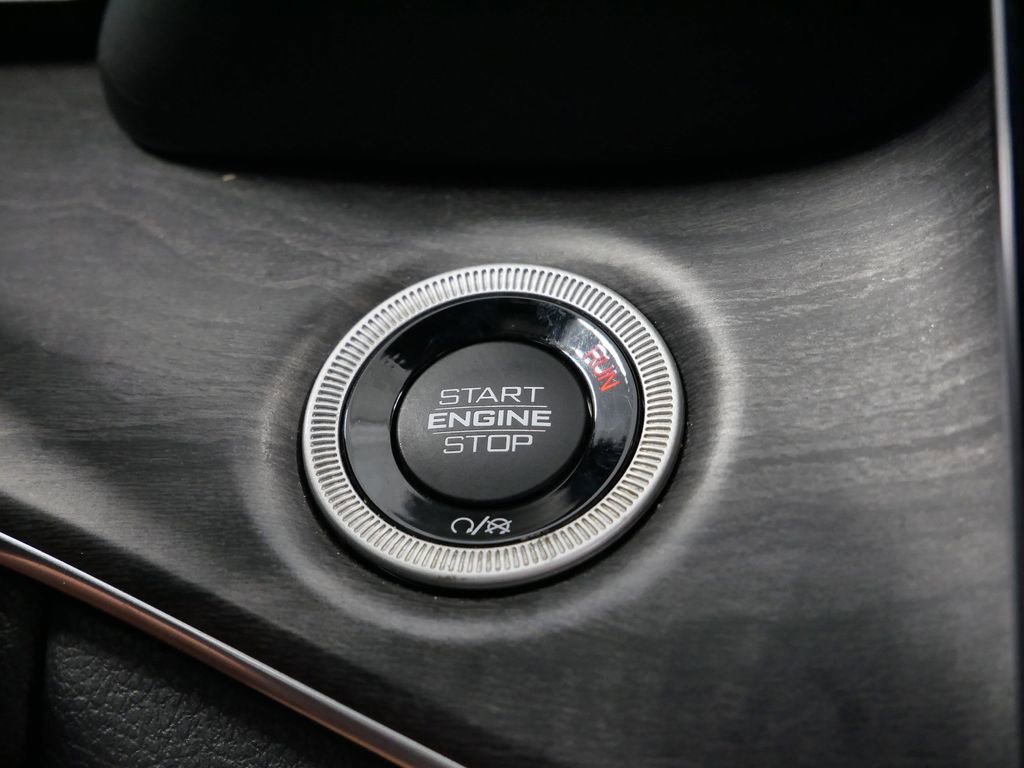 Thumbnail: 2022 Jeep Grand Cherokee - 43