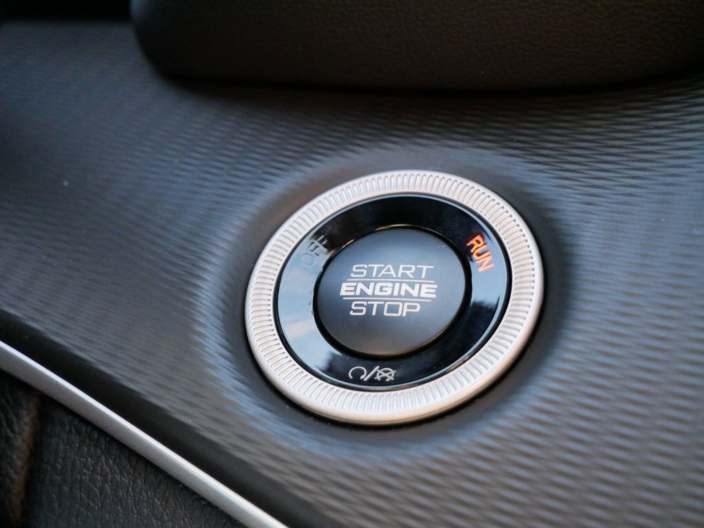 Thumbnail: 2025 Jeep Grand Cherokee - 51