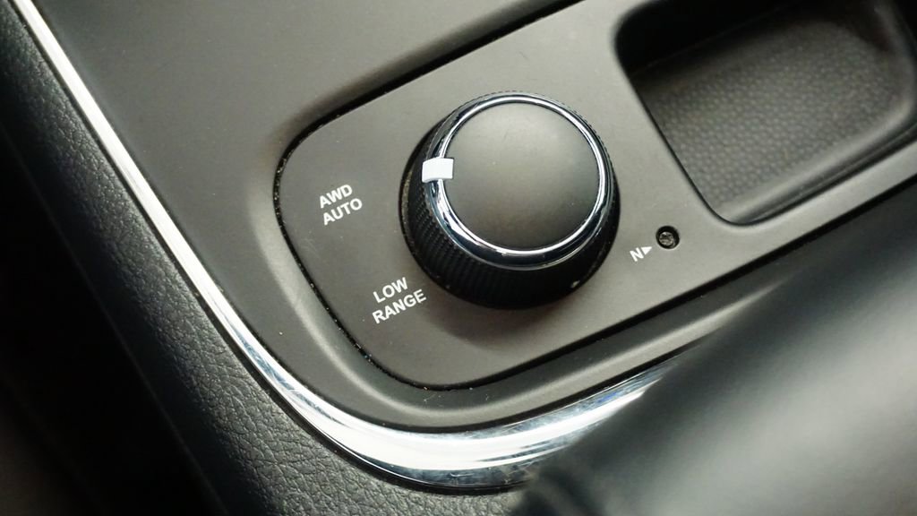 Thumbnail: 2019 Dodge Durango - 31