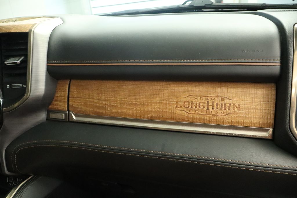 Thumbnail: 2019 RAM 1500 - 38