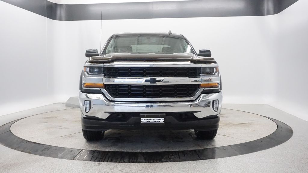Thumbnail: 2017 Chevrolet Silverado 1500 - 11