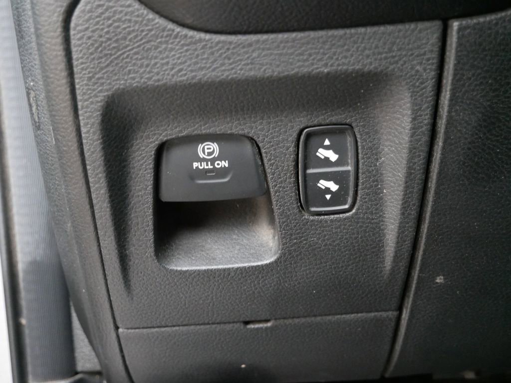 Thumbnail: 2019 RAM 1500 - 40