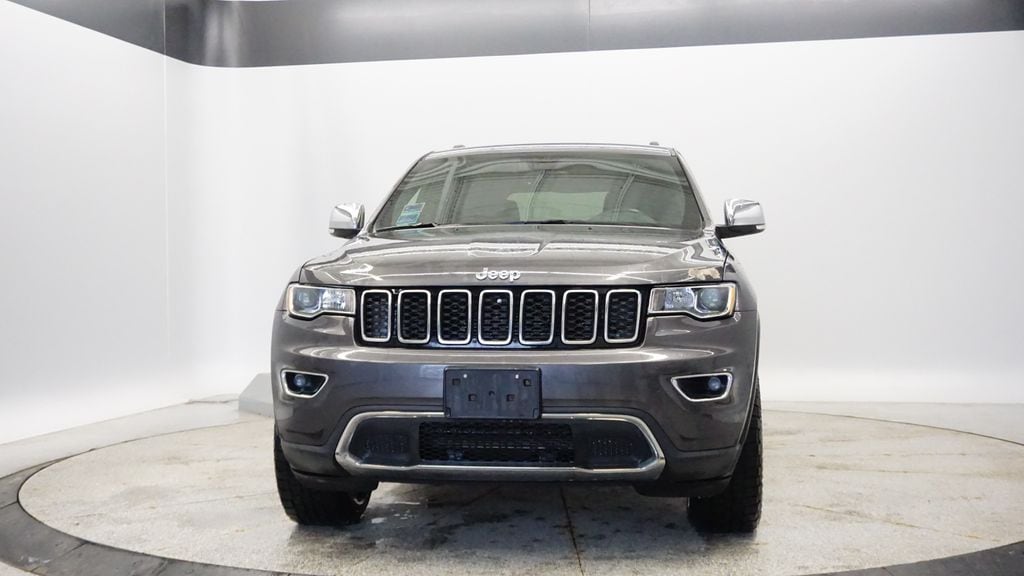 Thumbnail: 2017 Jeep Grand Cherokee - 10