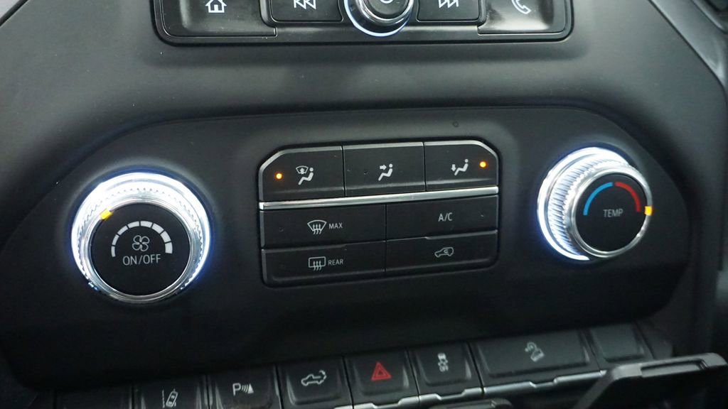 Thumbnail: 2024 GMC Sierra 3500 - 31