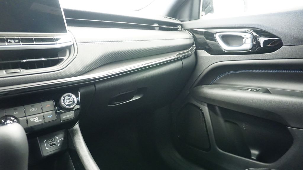 Thumbnail: 2026 Jeep Compass - 34